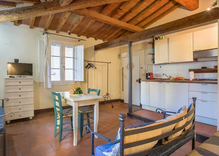 La Torre Di Dante - Sweet Dreams In Apartament
